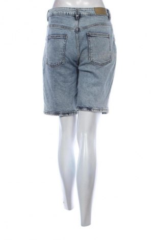 Дамски къс панталон Denim 1982, Размер M, Цвят Син, Цена 19,04 лв.
