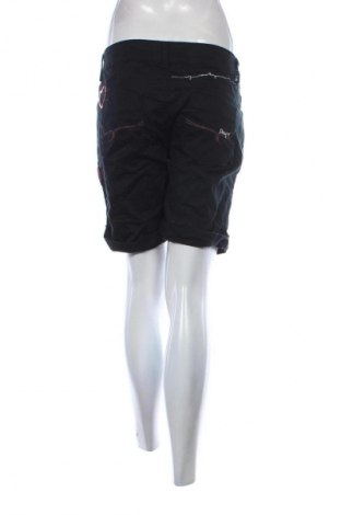 Dámske kraťasy  Desigual, Veľkosť XXL, Farba Viacfarebná, Cena  22,95 €