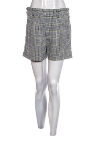 Pantaloni scurți de femei Distrikt Norrebro, Mărime M, Culoare Multicolor, Preț 50,99 Lei