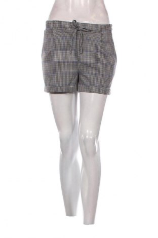 Дамски къс панталон Distrikt Norrebro, Размер M, Цвят Многоцветен, Цена 15,99 лв.
