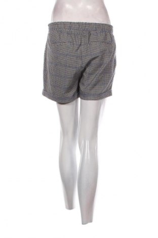 Дамски къс панталон Distrikt Norrebro, Размер M, Цвят Многоцветен, Цена 15,99 лв.