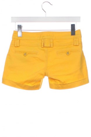 Дамски къс панталон Dromedar, Размер XS, Цвят Жълт, Цена 19,55 лв.