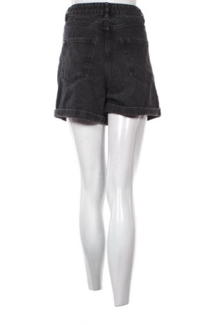Női rövidnadrág Esmara, Méret L, Szín Fekete, Ár 3 808 Ft