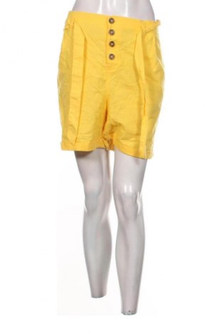 Дамски къс панталон Esmara, Размер L, Цвят Жълт, Цена 19,00 лв.