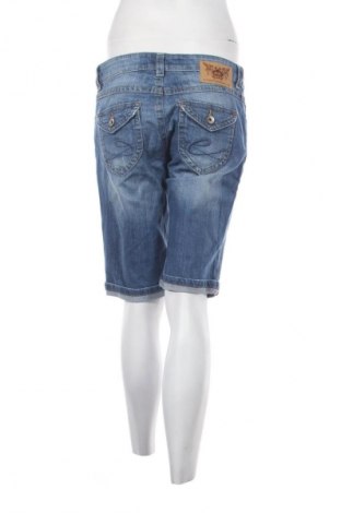 Дамски къс панталон Esprit, Размер L, Цвят Син, Цена 26,99 лв.