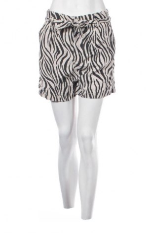 Pantaloni scurți de femei Garcia, Mărime L, Culoare Multicolor, Preț 56,99 Lei