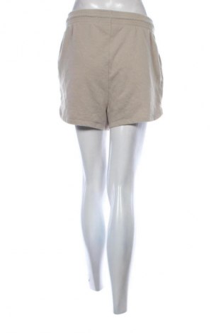 Дамски къс панталон H&M, Размер M, Цвят Бежов, Цена 19,04 лв.