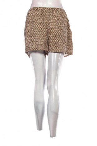 Дамски къс панталон Michael Kors, Размер M, Цвят Многоцветен, Цена 157,99 лв.