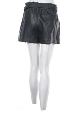 Damen Shorts Morgan, Größe M, Farbe Grün, Preis 11,99 €