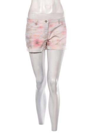 Дамски къс панталон Naf Naf, Размер M, Цвят Многоцветен, Цена 16,99 лв.