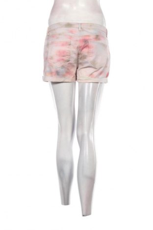 Дамски къс панталон Naf Naf, Размер M, Цвят Многоцветен, Цена 16,99 лв.