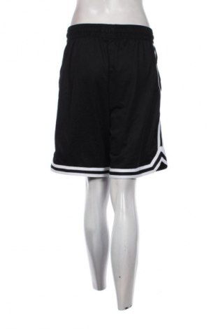 Pantaloni scurți de femei Nike, Mărime M, Culoare Negru, Preț 243,99 Lei