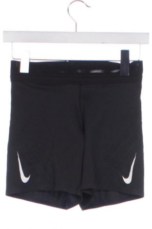Pantaloni scurți de femei Nike, Mărime XS, Culoare Negru, Preț 243,99 Lei