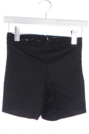 Pantaloni scurți de femei Nike, Mărime XS, Culoare Negru, Preț 243,99 Lei