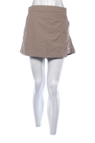 Дамски къс панталон Nike, Размер XL, Цвят Кафяв, Цена 62,99 лв.