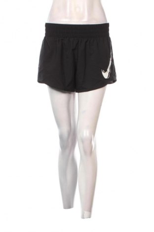 Dámske kraťasy  Nike, Veľkosť M, Farba Čierna, Cena  46,95 €