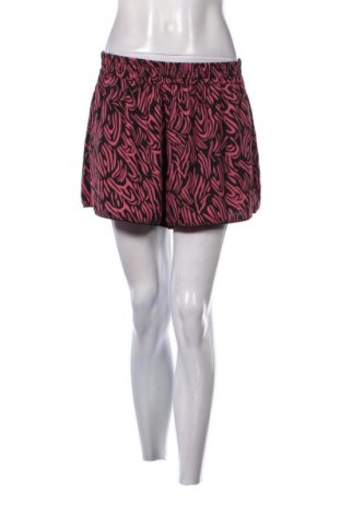 Damen Shorts Nikkie, Größe M, Farbe Mehrfarbig, Preis 14,99 €