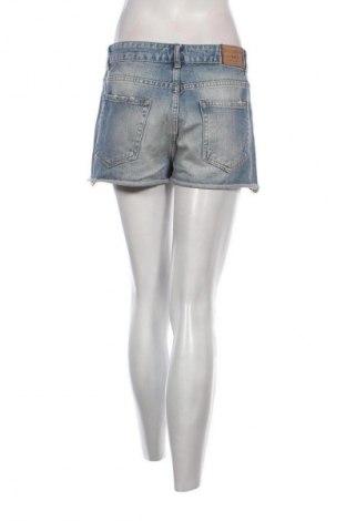 Pantaloni scurți de femei Pull&Bear, Mărime M, Culoare Albastru, Preț 51,45 Lei