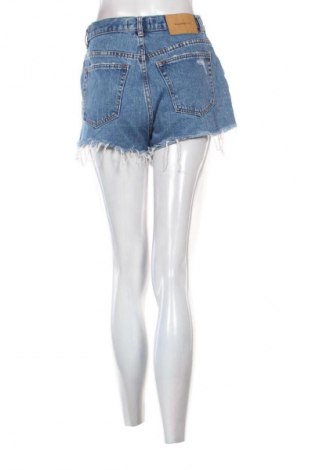 Γυναικείο κοντό παντελόνι Pull&Bear, Μέγεθος S, Χρώμα Μπλέ, Τιμή 9,72 €