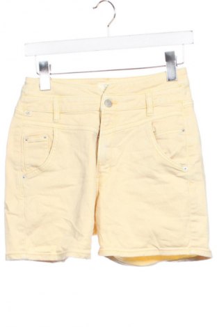 Női rövidnadrág S.Oliver, Méret XS, Szín Sárga, Ár 7 009 Ft