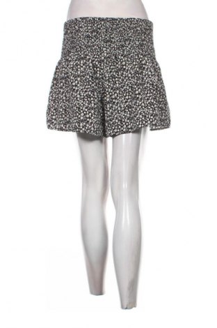 Γυναικείο κοντό παντελόνι SHEIN, Μέγεθος M, Χρώμα Πολύχρωμο, Τιμή 9,72 €