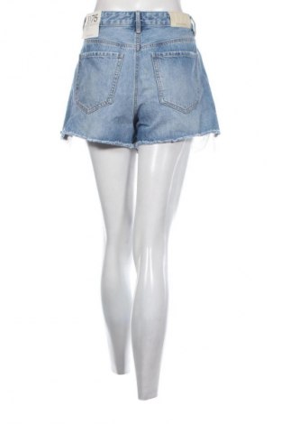 Дамски къс панталон Stradivarius, Размер M, Цвят Син, Цена 31,99 лв.