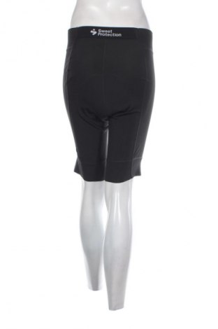 Дамски къс панталон Sweet Protection, Размер M, Цвят Черен, Цена 77,99 лв.