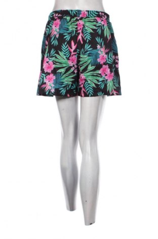 Дамски къс панталон Unbranded, Размер L, Цвят Многоцветен, Цена 19,99 лв.
