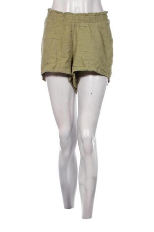 Pantaloni scurți de femei Vero Moda, Mărime L, Culoare Verde, Preț 105,99 Lei