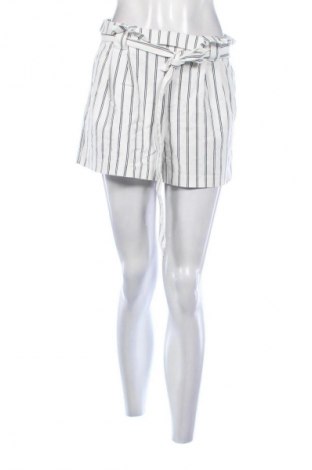 Дамски къс панталон Zara, Размер M, Цвят Многоцветен, Цена 19,99 лв.