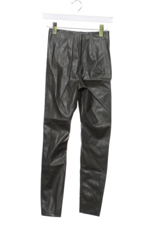 Dámské legíny  Sinsay, Velikost XXS, Barva Zelená, Cena  241,00 Kč