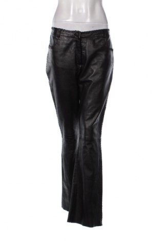 Pantaloni de piele pentru damă Apart, Mărime M, Culoare Negru, Preț 493,89 Lei