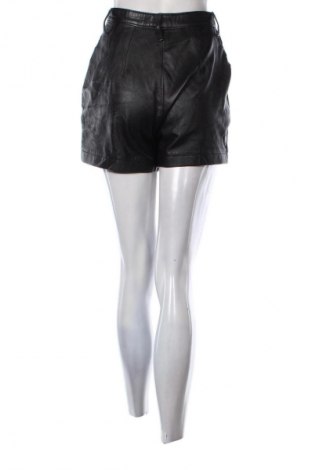 Pantaloni de piele pentru damă Unbranded, Mărime S, Culoare Negru, Preț 535,00 Lei