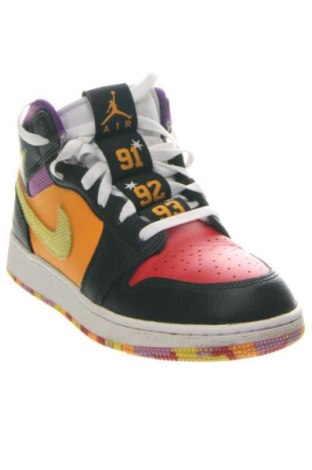 Dámske topánky  Air Jordan Nike, Veľkosť 40, Farba Viacfarebná, Cena  48,81 €