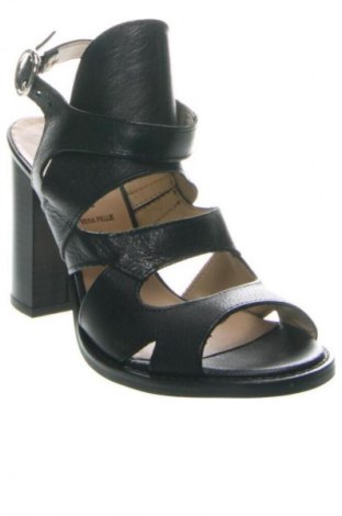 Női cipők Alesya, Méret 35, Szín Fekete, Ár 40 600 Ft