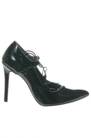 Női cipők Alesya, Méret 40, Szín Fekete, Ár 31 139 Ft