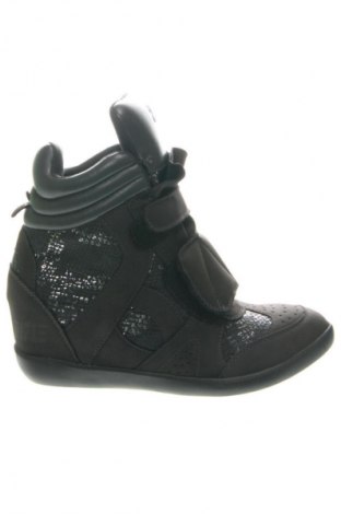 Női cipők Rifle, Méret 39, Szín Szürke, Ár 20 699 Ft