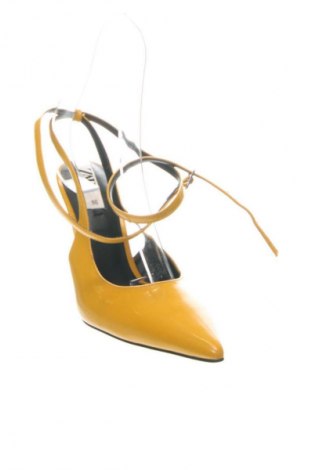 Dámske topánky  Zara, Veľkosť 36, Farba Žltá, Cena  28,95 €