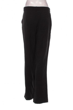 Дамски панталон Amisu, Размер M, Цвят Черен, Цена 28,99 лв.