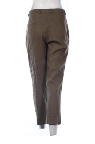 Дамски панталон BOSS, Размер M, Цвят Зелен, Цена 144,54 лв.