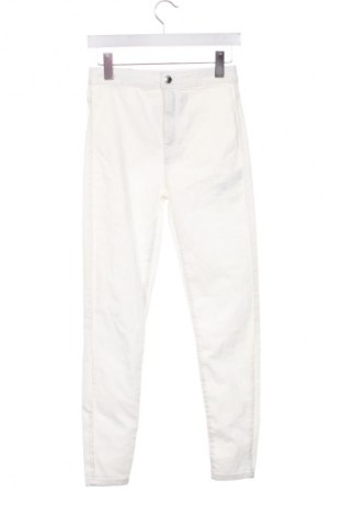 Γυναικείο παντελόνι Bershka, Μέγεθος M, Χρώμα Εκρού, Τιμή 19,99 €