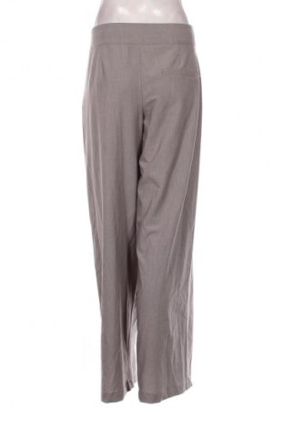 Дамски панталон Bershka, Размер M, Цвят Сив, Цена 35,99 лв.