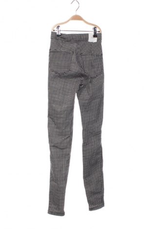 Damenhose Bershka, Größe XXS, Farbe Mehrfarbig, Preis 23,99 €