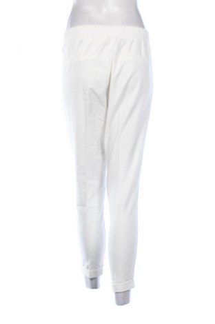 Női nadrág Bershka, Méret M, Szín Fehér, Ár 5 776 Ft