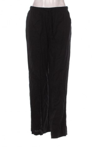 Дамски панталон Bershka, Размер M, Цвят Черен, Цена 28,99 лв.