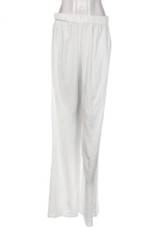 Pantaloni de femei Boohoo, Mărime L, Culoare Alb, Preț 76,70 Lei