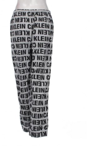 Pantaloni de femei Calvin Klein, Mărime S, Culoare Multicolor, Preț 177,99 Lei