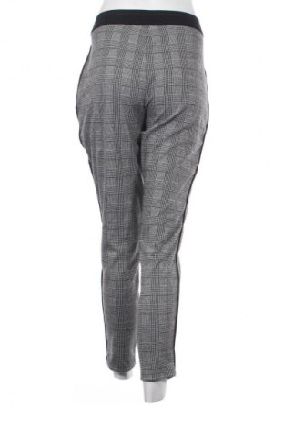 Γυναικείο παντελόνι Canda, Μέγεθος XL, Χρώμα Πολύχρωμο, Τιμή 16,99 €
