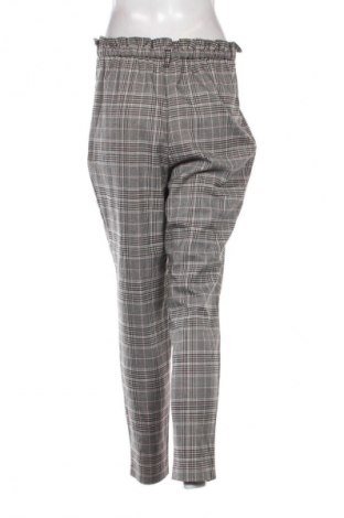 Дамски панталон Clockhouse, Размер M, Цвят Многоцветен, Цена 29,00 лв.