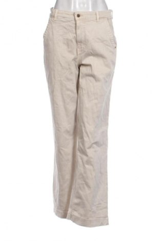 Γυναικείο παντελόνι Guess, Μέγεθος M, Χρώμα  Μπέζ, Τιμή 27,99 €